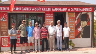 Fethiyede Gaziler Derneğinden şehitler için kar şerbeti hayrı