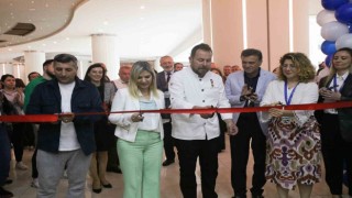 Geleceğin aşçılarını yetiştirecek olan uygulama mutfağının açılışı Yunus Emre Akkor tarafından yapıldı