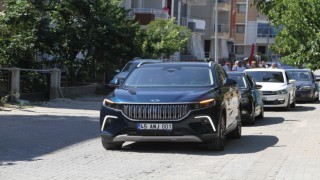 Gemlik rengi Togg Kulada gelin arabası oldu