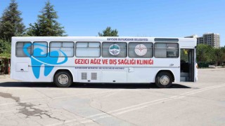 Gezici Ağız ve Diş Sağlığı Kliniği 15 bin Depremzedeye Hizmet Verdi