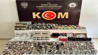 Gizli bölme kaçak sigara deposu çıktı
