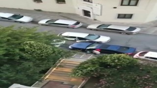Gündüz vakti kimseye aldırış etmeden lüks araçtan hırsızlık yaptılar: O anlar kamerada
