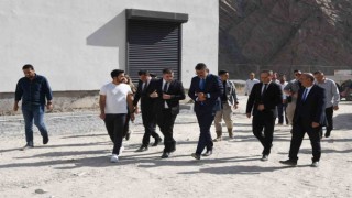 Hakkaride yapımı devam eden modern mezbaha inşaatında sona gelindi