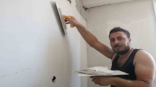 Hatay'da günlüğü 1500 TL'ye usta bulunamıyor