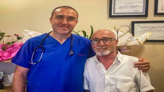 Hasta eşine bakmak için ameliyat olmayı reddeden yaşlı adamdan fedakarlık örneği