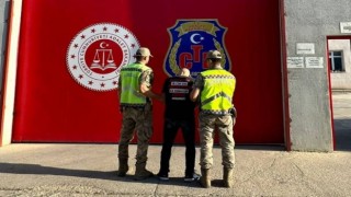 Hatayda 25 yıl hapis cezasıyla aranan şahıs yakalanıp tutuklandı