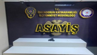 Hatayda ruhsatsız silahla yakalanan 3 kişi tutuklandı