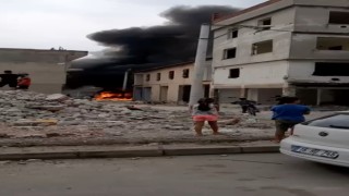 Hurdacılar kentsel dönüşümde atıkları yakıyor, şehri siyah duman kaplıyor