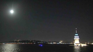 İstanbulda “Süper Mavi Ay” manzarası hayran bıraktı
