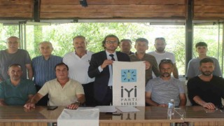 İYİ Partiden istifa eden başkan: “Akşener ve ekibi para kazanmak için parti kurmuşlar”