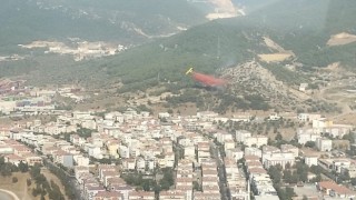 İzmirde iki ayrı orman yangını kontrol altına alındı