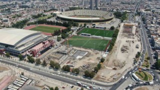 İzmirin olimpik yüzme havuzu 2024ün sonuna hazır