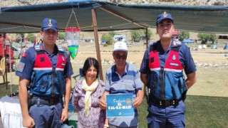 Jandarma şenlikte “kadına şiddette” dikkat çekti