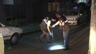 Kadıköyde silahlı ve bıçaklı kavga: 2 yaralı