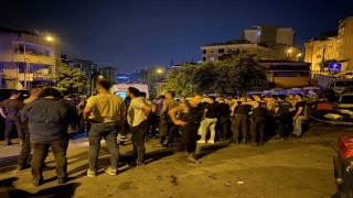 Kağıthanede hareketli dakikalar: 2 polisin yaralandığı çatışma kameralara yansıdı