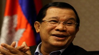 Kamboçya Başbakanı Hun Sen 39 yıllık görevini oğluna devrediyor