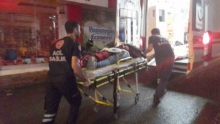 Kayganlaşan yolda devrilen motosiklet sürücüsü yaralandı