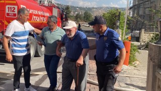 Kayseride yangında binada mahsur kalanlar kurtarıldı