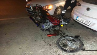 Kazada ön tekeri kopan motosikletin sürücüsü yaralandı