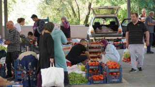 Keçiören köylü pazarında aracısız alışveriş