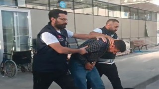 Kendisini karakol komutanı olarak tanıtıp yaşlı kadını 28 bin dolar dolandırdı