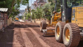 Kepez Gündoğdunun asfaltını yeniliyor