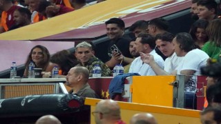 Kerem Demirbay, Galatasaray - Zalgiris maçını tribünden izledi