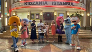 KidZania İstanbul 2 milyonuncu ziyaretçisini ağırladı