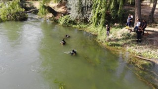 Kızılırmaka serinlemek için giren genç boğuldu