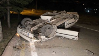 Kontrolden çıkan otomobil takla attı: 5 yaralı