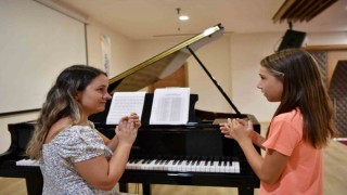 Konyaaltı Oda Orkestrası, müzisyenlerini arıyor