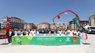 Konyanın en büyük kapalı tenis kortunun temeli atıldı
