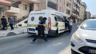 Küçükçekmecede, boşanma aşamasındaki eşini silahla vurdu