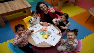 Kuşadası Belediyesinin eğitim yatırımları ilgi görüyor