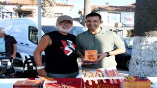 Kuşadası Kitap Fuarı kapılarını açtı