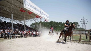 Kütahyada Rahvan At Yarışları