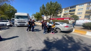 Lüleburgazda tır ile otomobil çarpıştı: 4 yaralı