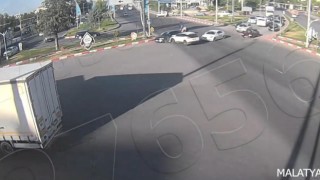 Malatyada trafik kazaları kameraya yansıdı