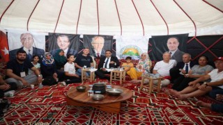 Malazgirt Zaferi etkinliklerinde Toroslar Belediyesinin otağı büyük ilgi gördü