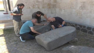 Malazgirtte Urartu dönemine ait yazıtlar keşfedildi