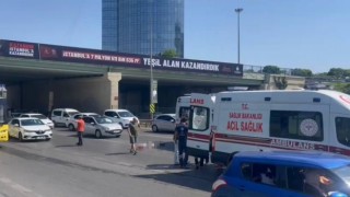 Maltepe E-5te yolun karşısına geçmek isteyen yaşlı adam canından oldu