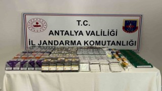 Manavgatta jandarmadan kaçak sigara operasyonu