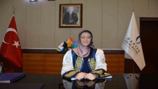 Manisa CBÜnün yeni rektörü Prof. Dr. Rana Kibar görevi devraldı