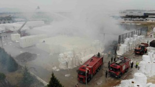 Manisa OSBdeki kağıt fabrikasında çıkan yangın kontrol altında