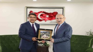 Manisa Valisi veda turlarına başladı
