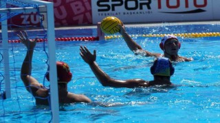 Manisada U17 Erkekler Avrupa Sutopu Şampiyonası başladı