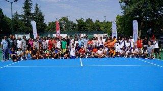 Manisada yapılan (ANALİG) tenis yarı final müsabakaları tamamlandı
