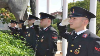 Manisanın ilçelerinde Zafer Bayramı coşkuyla kutlandı