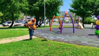 Marmaris park bahçeler ekipleri durmak bilmiyor