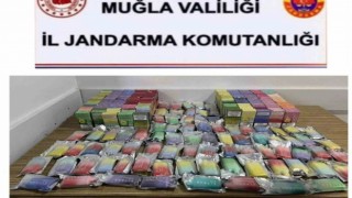 Marmariste kaçak elektronik sigara operasyonu